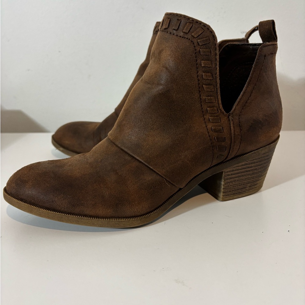 Rock & Candy Women’s 8 Lipton Slip On Ankle Bootie Brown Casual Western